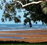 Beachfront Hotel - Attractions
