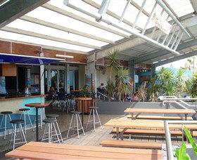 Beachfront Hotel - Attractions 1