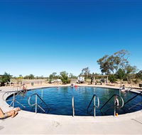 Lightning Ridge Bore Baths - Attractions