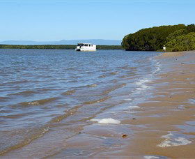 Taylors Beach - Attractions 1