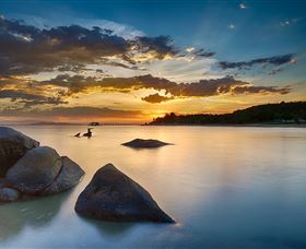 Picnic Bay - Attractions 1