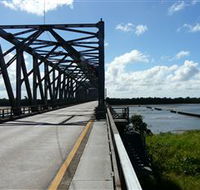 Burdekin River Bridge - Attractions