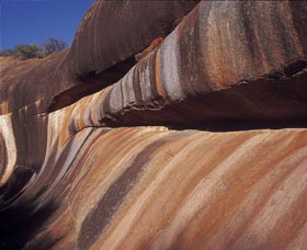 Elachbutting Rock - Attractions 0