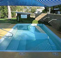 Boomi Artesian Hot Spa and Cold Pools - Attractions
