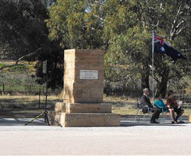 Sturt Memorial - Attractions 2