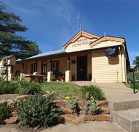 Parkside Cottage Museum - Attractions