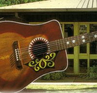 Big Guitar - Attractions