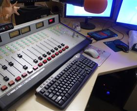 Peak Hill FM Community Radio Station - Attractions 0