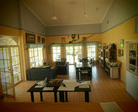 Red Earth Estate Vineyard - Attractions 4