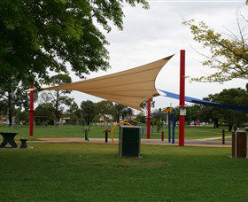 Elston Park Water Park - Attractions 0