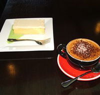 1u Cafe - Attractions