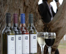 Woolaway Wines - Attractions 3