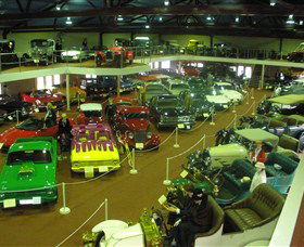 McFeeters Motor Museum And Visitor Information Centre - Attractions 2