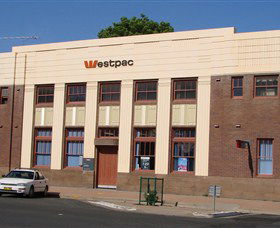 Moree Heritage And Art Deco Guided Walk - Attractions 2