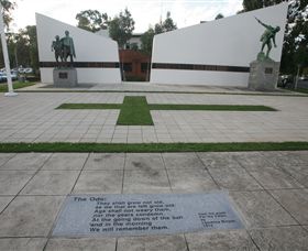 Shepparton Cenotaph - Attractions 0
