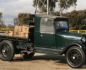 Shepparton Motor Museum - Attractions 1