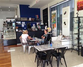 Blue Artz Gallery & Cafe - Attractions 4