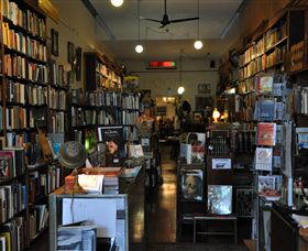 The Known World Bookshop & Boutique City Apartment - Attractions 1