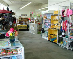 Warrnambool Independent Traders Market - Attractions 0