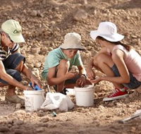 Mt Hay Gemstone Tourist Park - Attractions