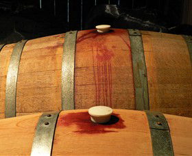 Paramoor Winery - Attractions 2