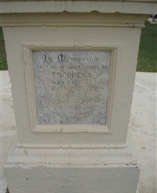 The Coronation Lamp Memorial - Attractions 2