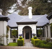Duneira Mt Macedon - Attractions