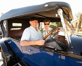 Max's Motor Museum - Attractions 0