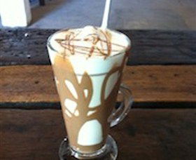 Corowa Whisky And Chocolate - Attractions 2