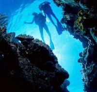 Caves and Canyons Dive Site - Attractions