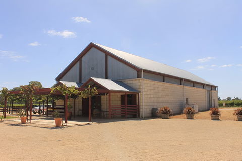 Penley Estate - Attractions 6