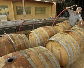 Charles Sturt University Winery Wagga Wagga - Attractions 1
