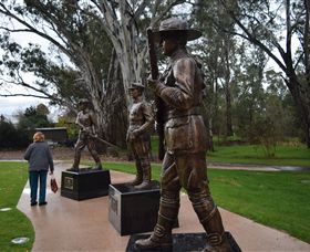 VC Memorial Park - Honouring Our Heroes - Attractions 1