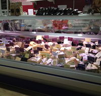 Knights Meats and Deli - Attractions