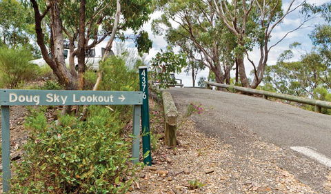 Doug Sky Lookout - Attractions 1