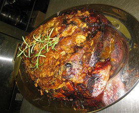 Hook And Spoon - Attractions 3