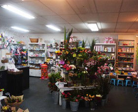 Blooms On Bridge - Attractions 3