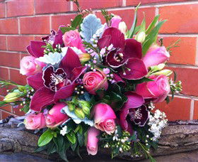 Blooms On Bridge - Attractions 4