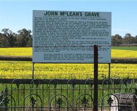 John McLeans Memorial - Attractions 0