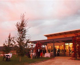Amulet Vineyard And Beechworth Cider - Attractions 0