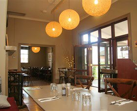 Gerry's @ The Commercial Hotel - Attractions 3
