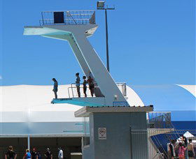 Canberra Olympic Pool And Health Club - Attractions 2