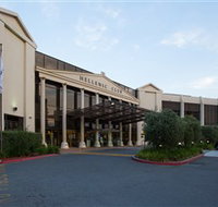 Hellenic Club of Canberra - Attractions