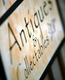 Mr Pickwicks Fine Old Books - Attractions 0