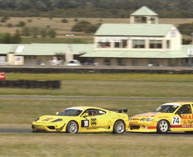 Wakefield Park Motor Racing Circuit - Attractions 1