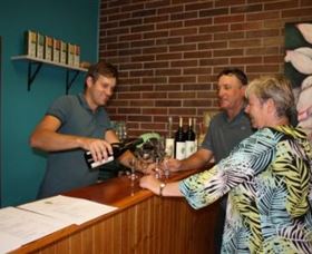 Ohana Winery And Exotic Fruits - Attractions 2