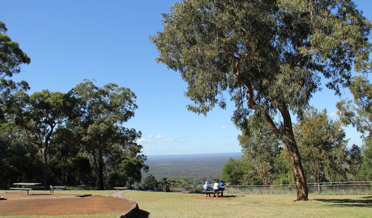Hawkesbury Heights NSW Attractions