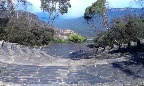 Leuralla Amphitheatre - Attractions 1