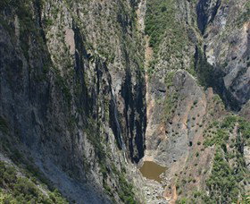 Wollomombi Falls - See Attractions 2