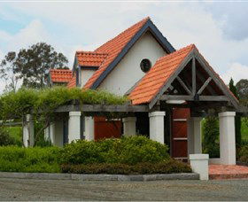 Travertine Wines - Attractions 0